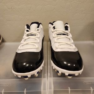 Retro Jordan 11 low concord football cleats